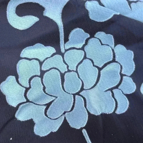 • SALE • Floral Jacket Vintage Alex Evenings Black and Light Blue Size 4 P - Picture 2 of 5